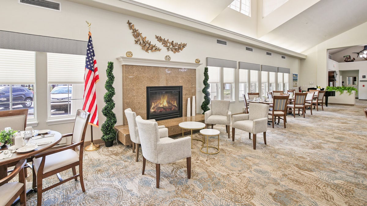 The dining room at Salishan set for mealtime